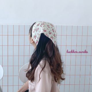Cột tóc Triangle turban hoa/ Bandana