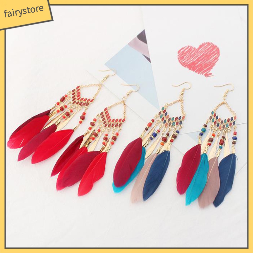 Khuyên tai dáng dài phối tua rua lông vũ phong cách Bohomian độc đáo