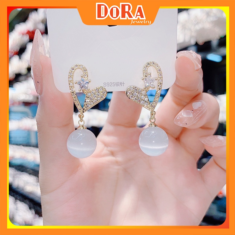 Bông tai kiểu PJ404 trẻ trung kiểu dáng đính đá phong cách sang trọng thích hợp đi đám cưới BSTKL -