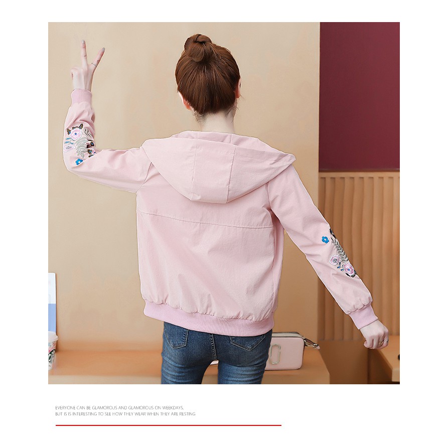 Áo bomber nữ có mũ thêu hoa ở tay nữ tính size 40-65kg 240820