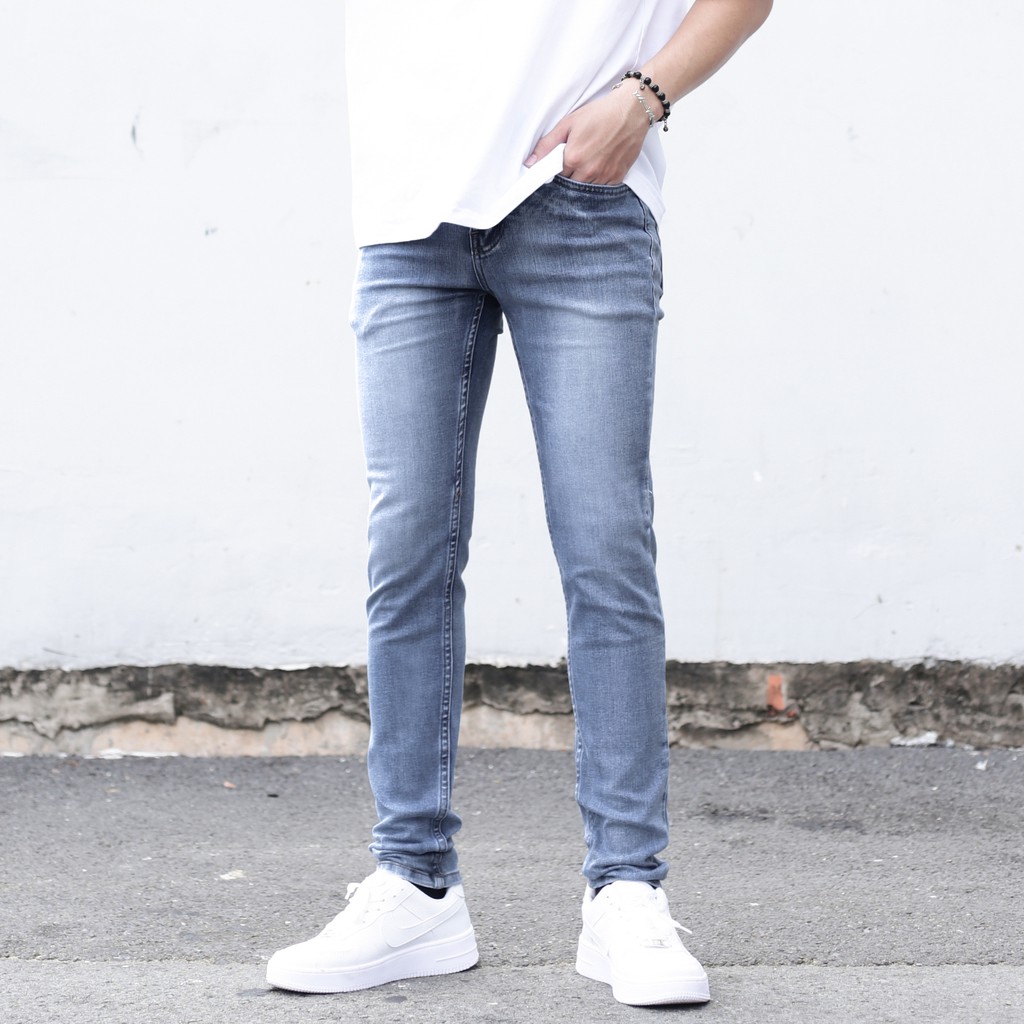 Quần Skinny Jeans Nam-Màu Xanh Đậm-Kiểu Trơn-Chất Liệu Cotton Co Giãn-Ống Đứng Dáng-Ống Ôm Chân Chuẩn Skinny | BigBuy360 - bigbuy360.vn