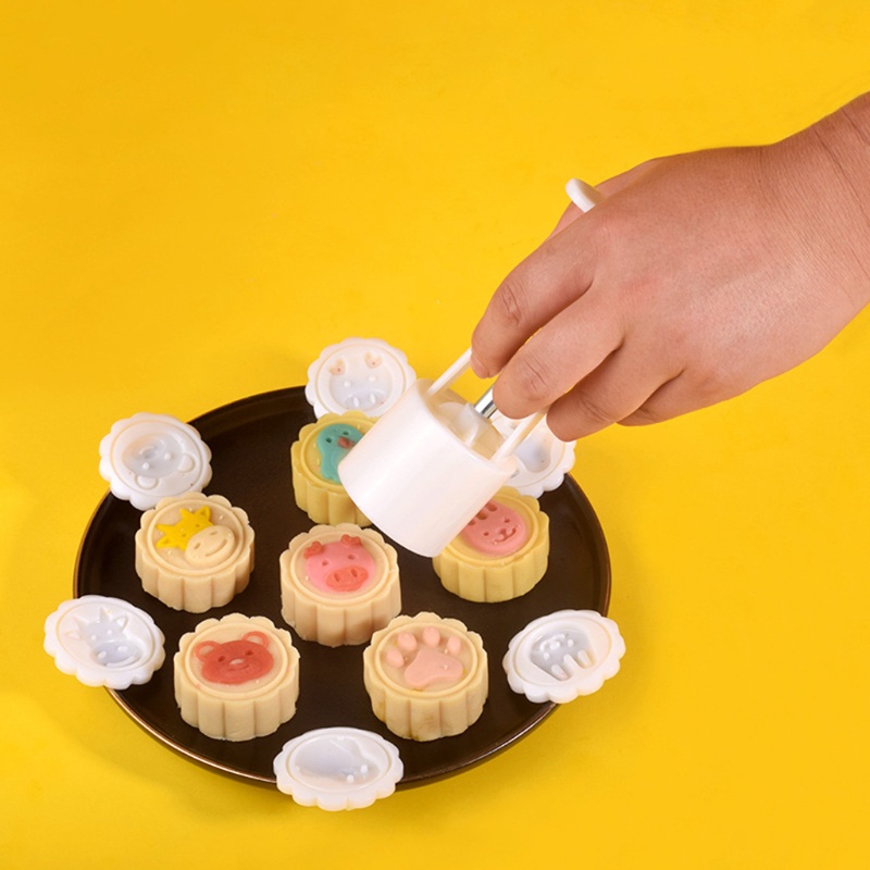 Khuôn Nhựa Làm Bánh Trung Thu 50g Tem Tạo Họa Tiết Hoạt Hình Thiết Kế Sáng Tạo Dễ Thương