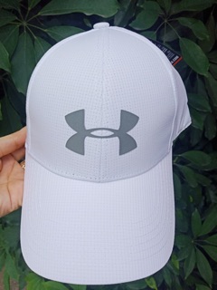 Mũ nửa đầu golf
