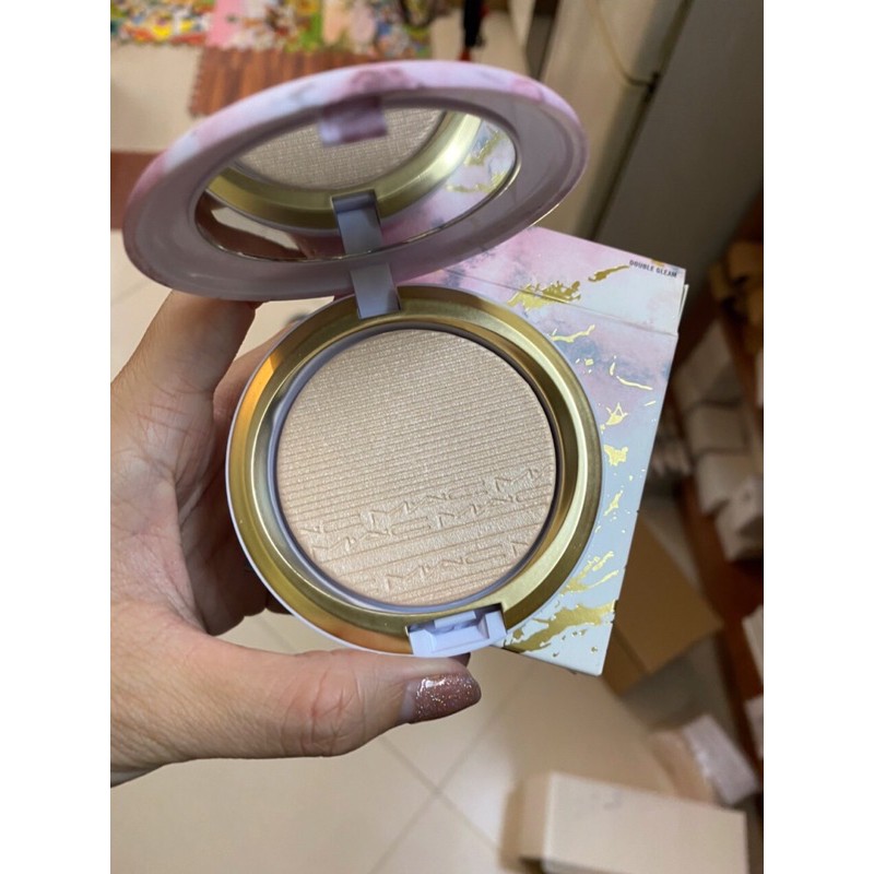 Phấn Bắt Sáng MAC - tặng kèm cọ | BigBuy360 - bigbuy360.vn