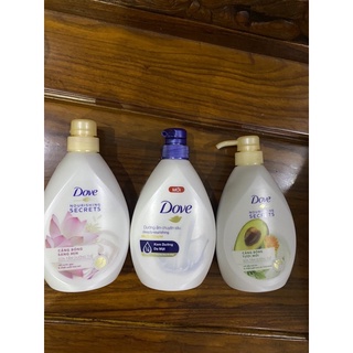 Sữa tắm dưỡng ẩm Dove 530g