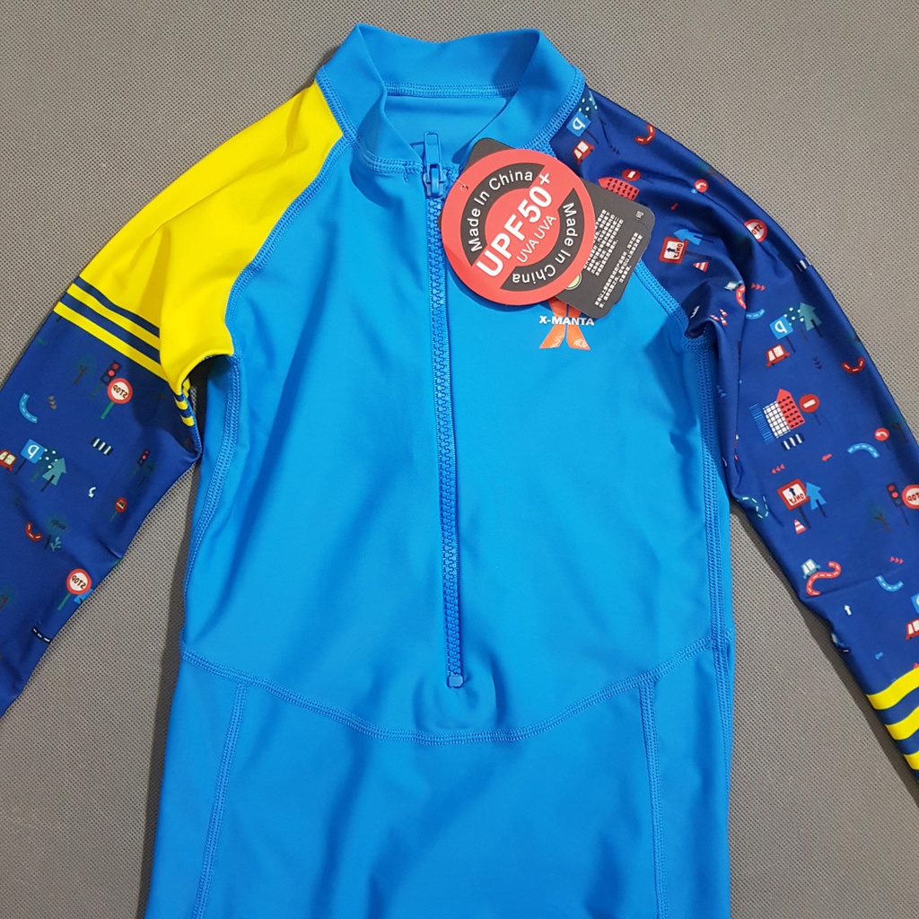 Đồ bơi tay dài chống nắng kiếu thể thao phối họa tiết bé gái