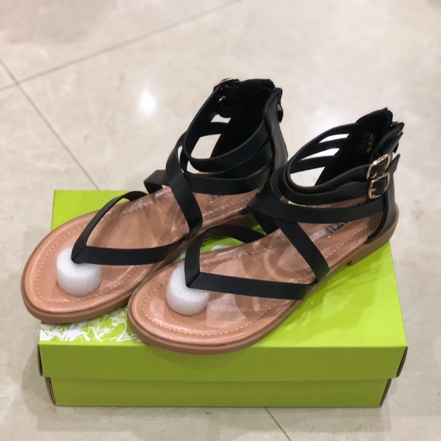 Sandal xỏ ngón khoá gót hàng quảng châu ( full box )