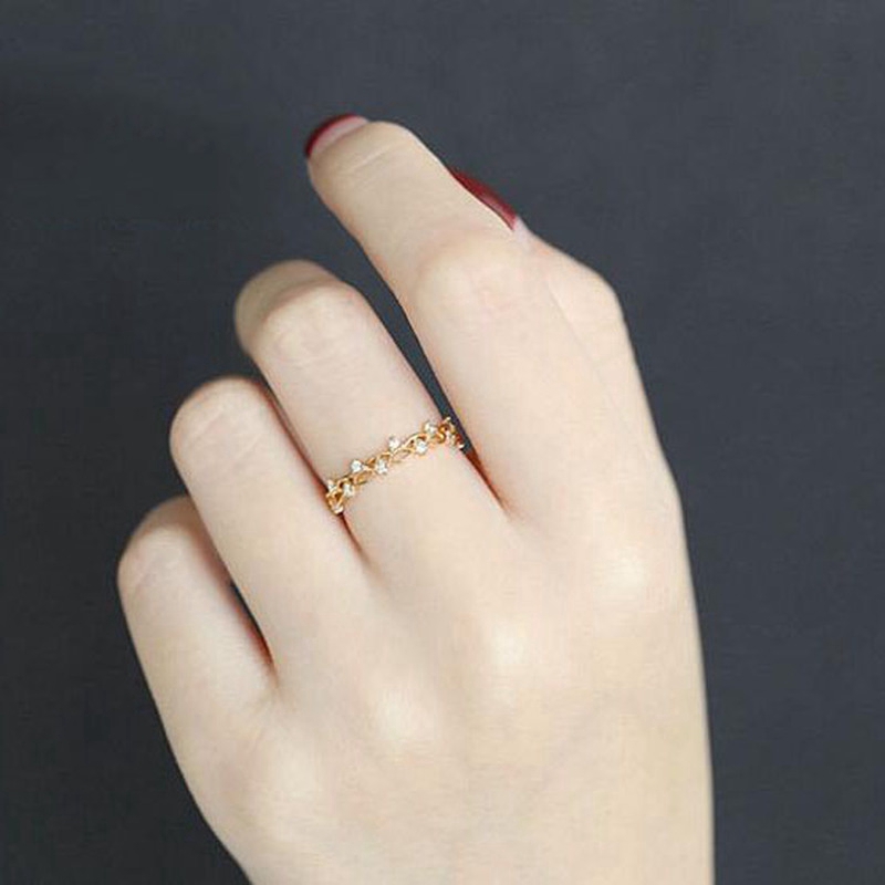 Nhẫn Đính Pha Lê Nhân Tạo Màu Vàng Phong Cách Hàn Quốc Hợp Thời Trang Cho Nữ