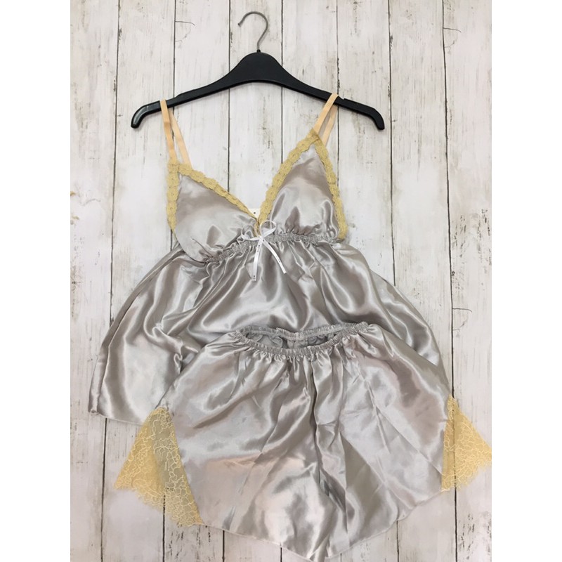 Bộ đồ ngủ 2 dây sexy cho phái nữ rẻ đẹp💕hàng y hình💕 | BigBuy360 - bigbuy360.vn