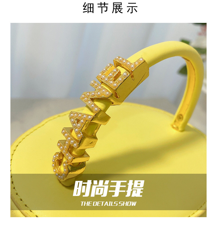 Túi đeo chéo dáng xô thời trang 2021 cho nữ