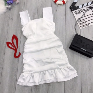 Đầm phi lụa đuôi cá