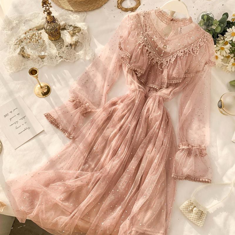 M68 - Đầm công chúa Ulzzang tay bồng eo chun viền ren bèo ngực đính đá kim sa lấp lánh