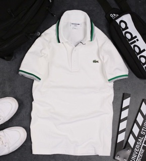 Áo thun có cổ Lacoste