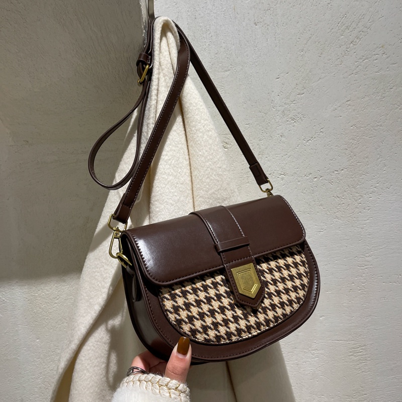 Túi đeo chéo vai IELGY họa tiết sọc caro thời trang sành điệu cho nữ