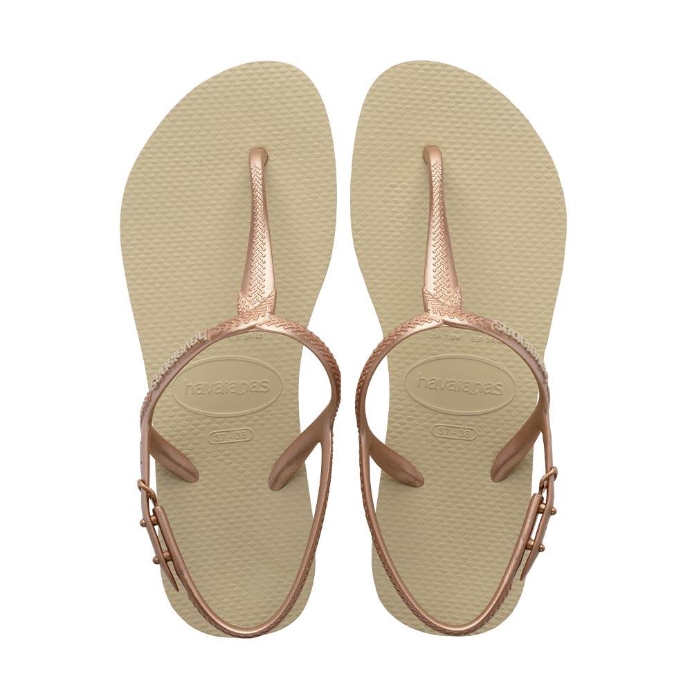 HVN  twish  link chỉ bán sandanl không kèm charm , charm mua link khác ạ