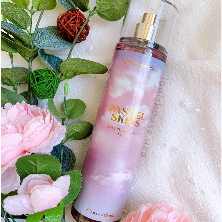 Full size 236ml Body mist / Tắm / Lotion - Xịt thơm toàn thân Bath & Body Works Mỹ