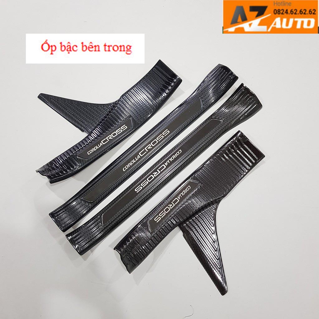 Ốp bậc cửa, Nẹp bước chân Carbon dành cho xe Toyota Corolla Cross 2020.-2021 - hàng cao cấp | BigBuy360 - bigbuy360.vn