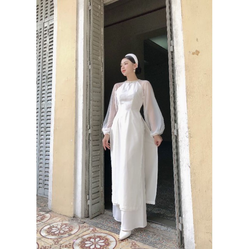 Áo dài trắng 2 tà phối tay