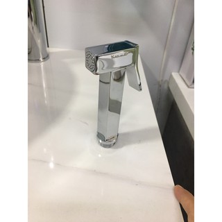 Đầu vòi xịt toilet hình vuông đúc, chất liệu đồng mà cr/ni cao cấp sáng bóng
