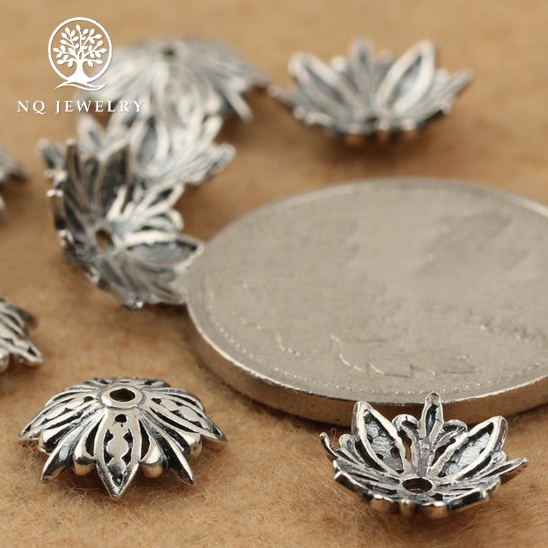 Charm chặn đầu khay hoa rỗng - NQ Jewelry