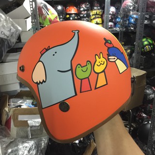 Mũ bảo hiểm 3/4 tem hươu cao cổ voi , tem cá mập, tem rùa (khách chọn mẫu mũ)