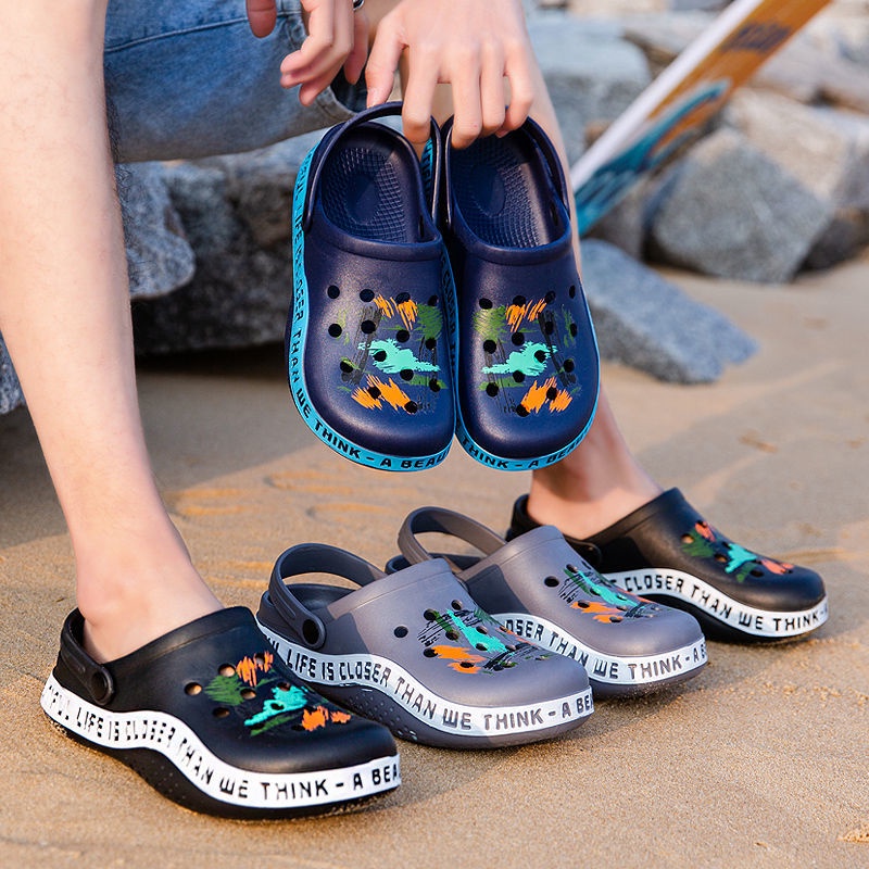 2023 Mới Dép Crocs Chống Trượt Thoáng Khí Siêu Nhẹ Thời Trang Đi Biển Cho Nam