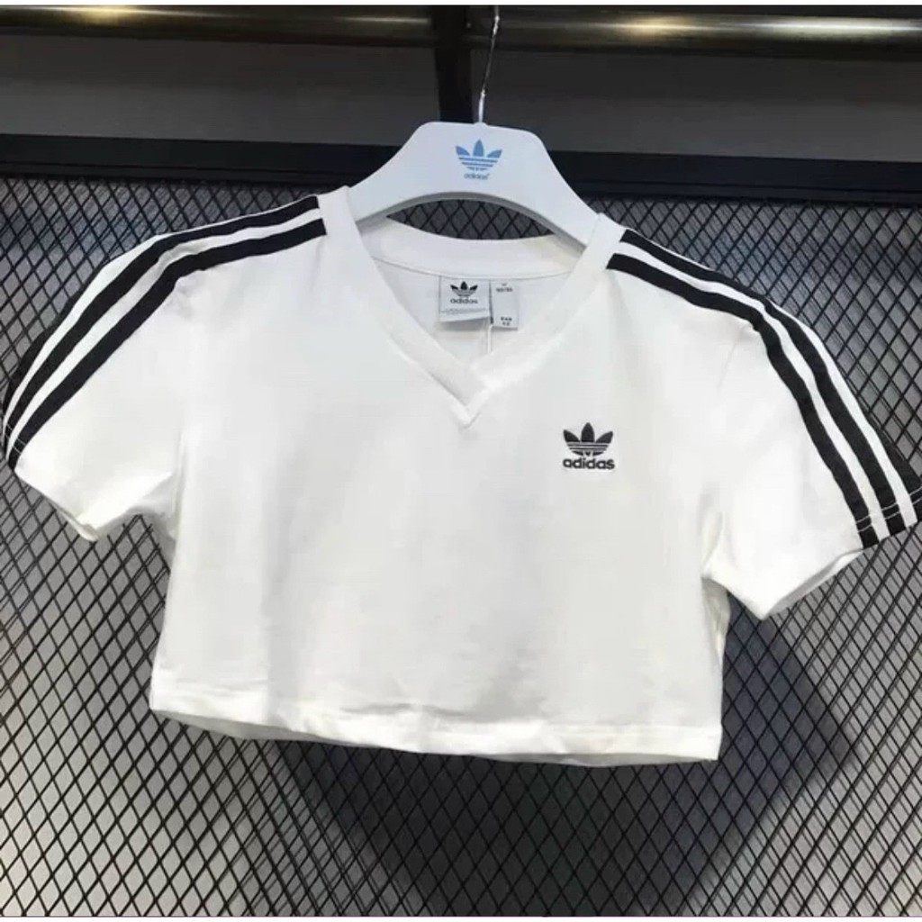 Áo thun croptop form suông⭐JOY BABE hình thêu sắc net, áo cộc cổ tim viền tay đen trắng cá tính RNGAN 2-1D SALE