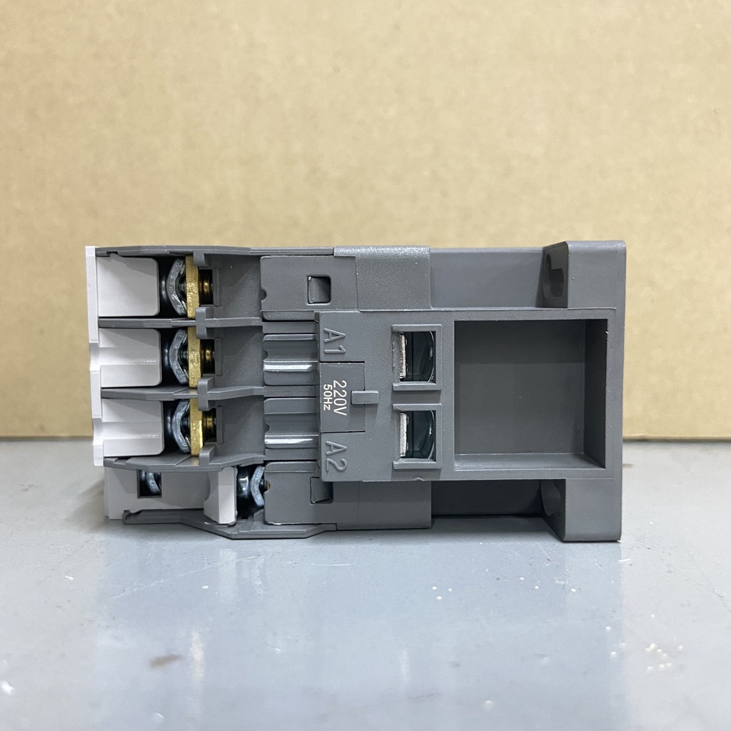Khởi động từ Contactor LS chính hãng MC-22b 3P 220A Coil 220V