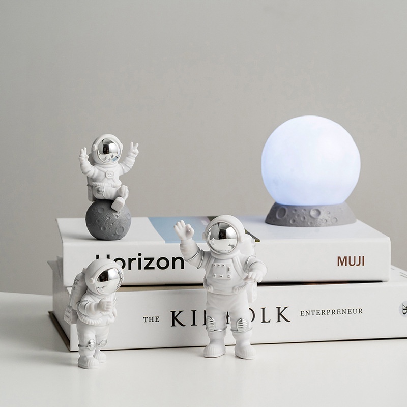 Mô Hình Phi Hành Gia Hoạt Hình Trang Trí Bể Cá