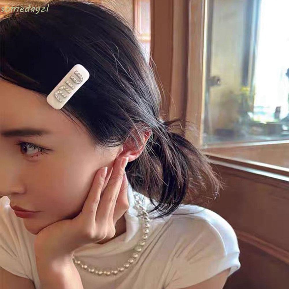 Kẹp Tóc Mỏ Vịt Đính Ngọc Trai MIU Màu Hổ Phách Dễ Thương Cho Bé Gái