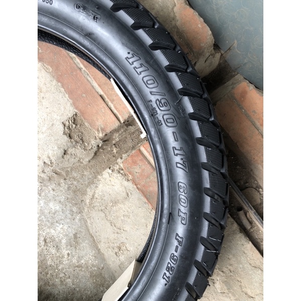 Lốp zin cho Xr, w175, gd độ 110/90-17 MT921