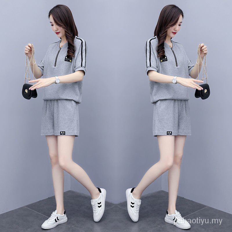 Bộ Đồ Thể Thao Hai Món Dáng Rộng Chống Lão Hóa Phong Cách Phương Tây Thời Trang Mùa Hè Cho Nữ 2021 | BigBuy360 - bigbuy360.vn