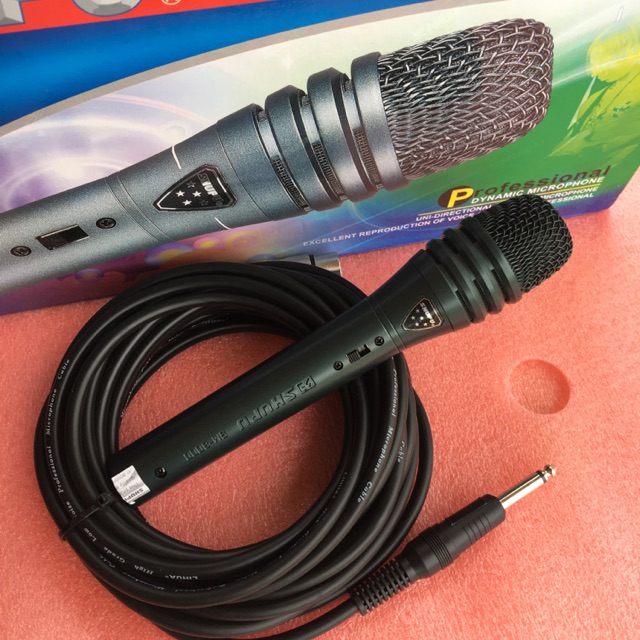 Micro có dây karaoke Shupu SM-8000.