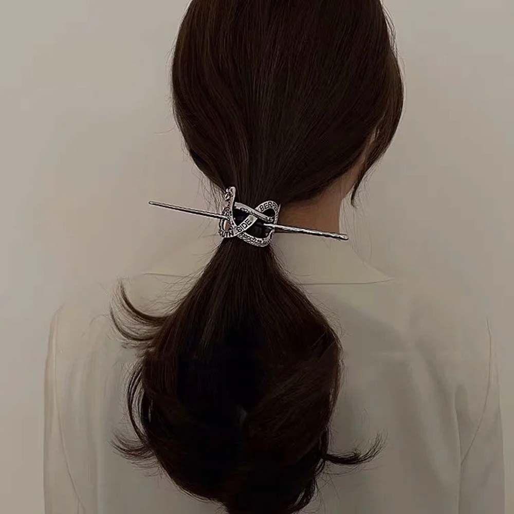 Trâm Cài Tóc Bằng Hợp Kim Màu Ngà Phong Cách Retro Cá Tính Dành Cho Nữ