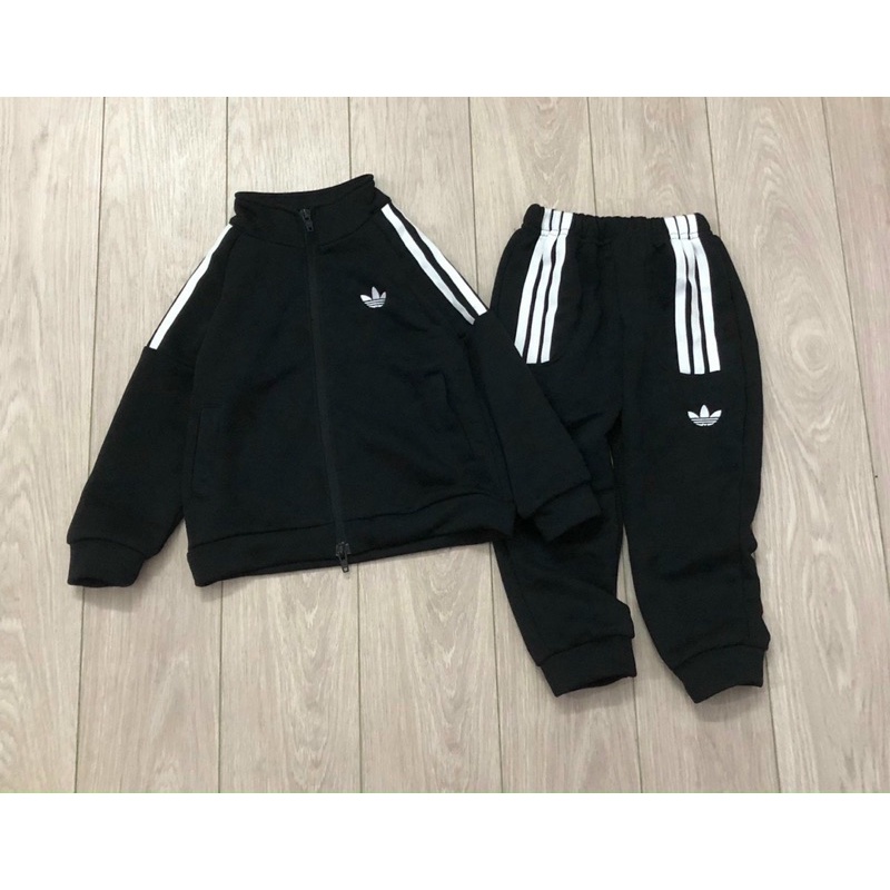 Set bộ khoác nỉ kèm mũ lưỡi trai adi.das cho bé trai size từ 10-35 cân