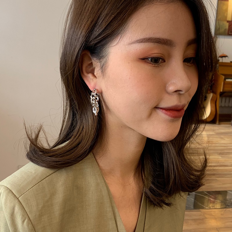 Bông Tai Dây Xích Dài Hình Thánh Giá Chất Liệu Kim Loại 22861