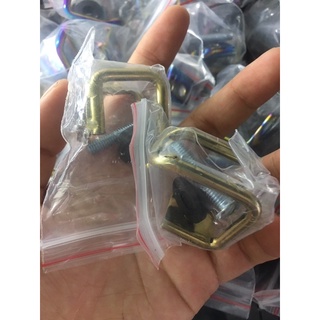 MÓC TREO ĐỒ CHỮ U MÀU VÀNG