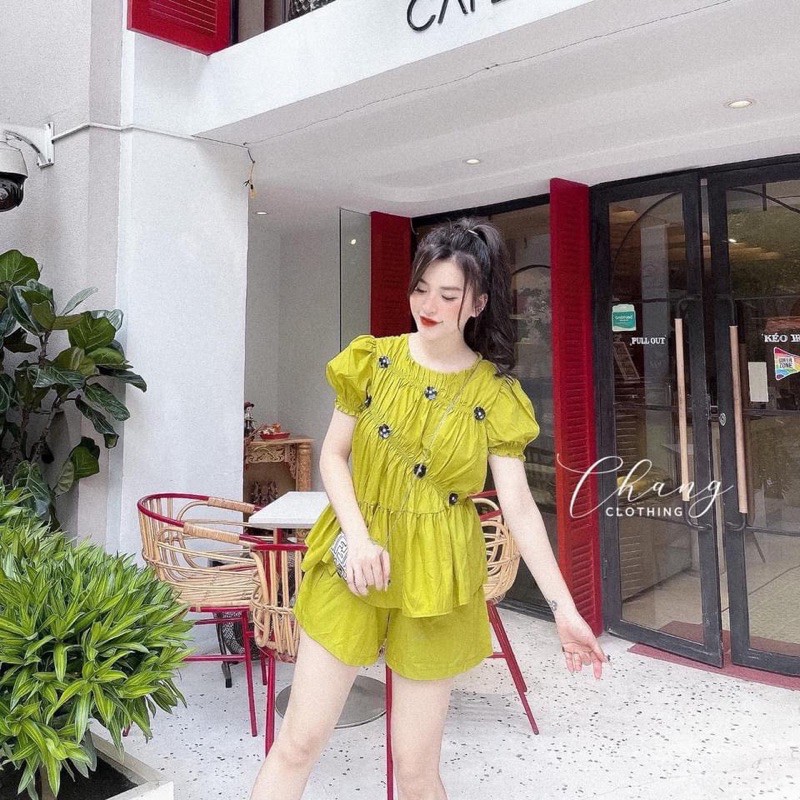 Set áo lụa ! Áo lụa nhún đính hoa siêu  đẹp chảnh dã man cập bến | BigBuy360 - bigbuy360.vn