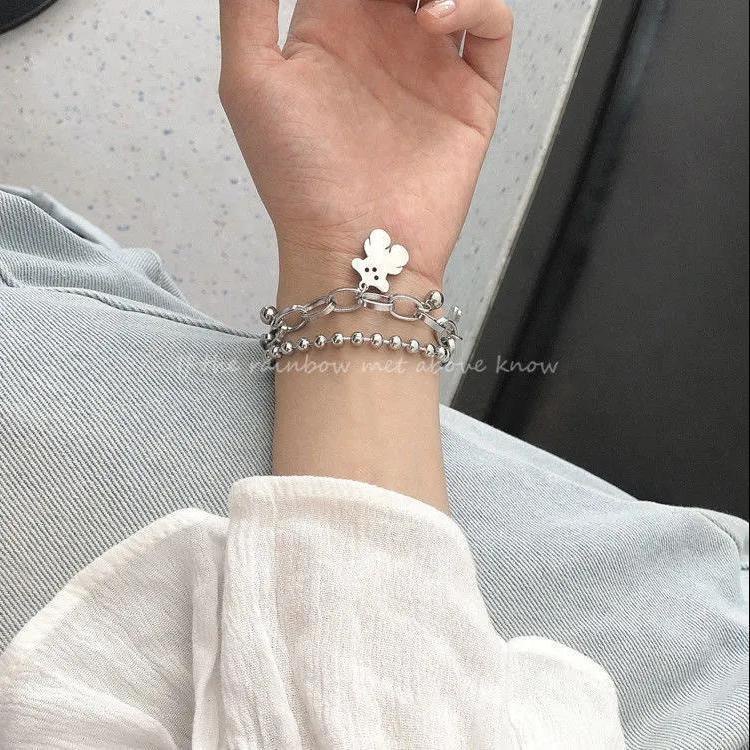 Vòng tay thép titan mặt hình gấu phong cách retro cho nữ