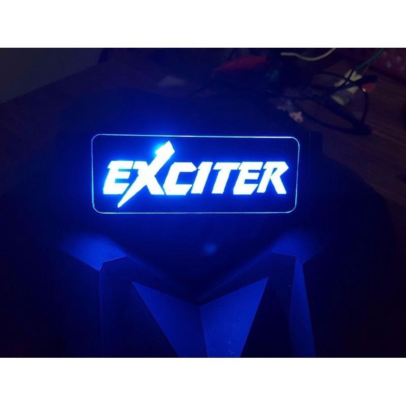 Dè chắn bùn sau kiểu FZ cho Exciter 150cc ĐÈN LED