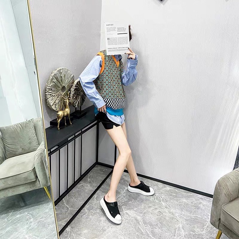 Giày Sục Lười Nữ Quai Chéo Chất Vải Xuất Dư, Mũi Da chống thấm nước