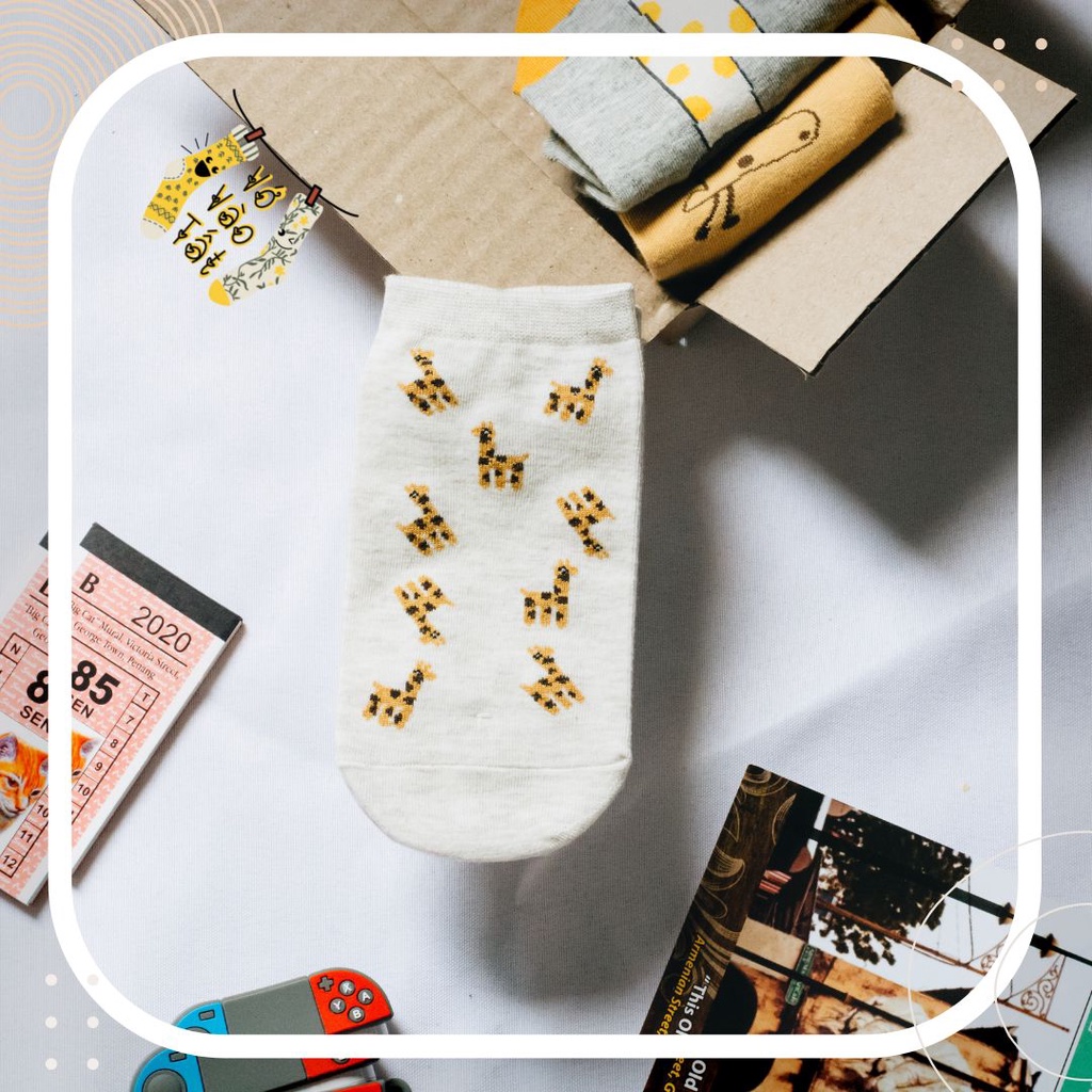 TẤT VỚ NỮ CỔ NGẮN HƯƠU VÀNG ĐÁNG YÊU