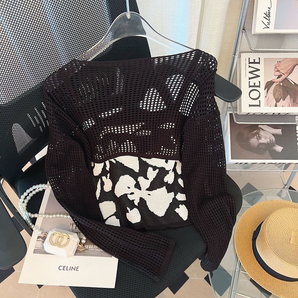 Bộ Áo Dệt Kim Hai Dây + Áo Khoác Dệt Kim Họa Tiết Hoa Màu Sắc Tương Phản Xinh Xắn