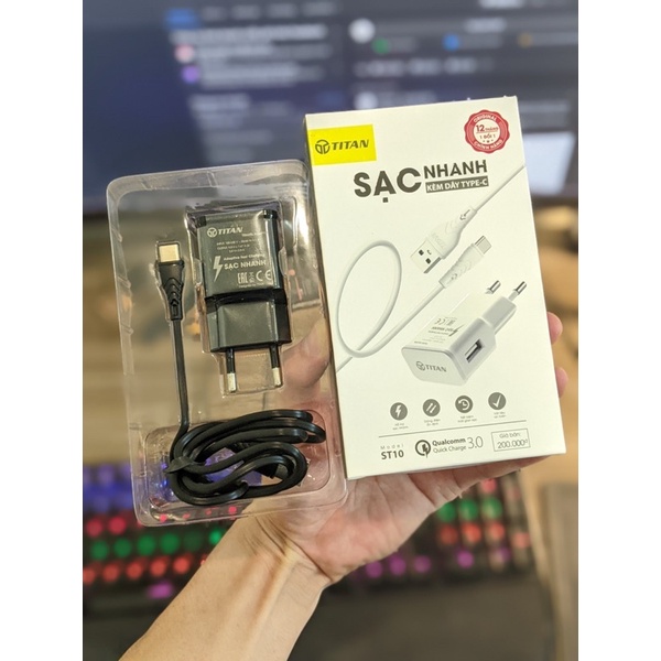 Bộ sạc nhanh QC 3.0 chính hãng TITAN kèm cáp type C