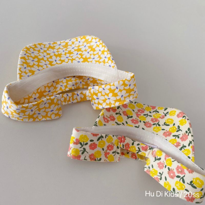 Mũ lưỡi chai vải nửa đầu họa tiết hoa nhí cho bé