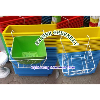 Giá sắt vuông treo ban công cỡ bé (móc sắt treo ban công)