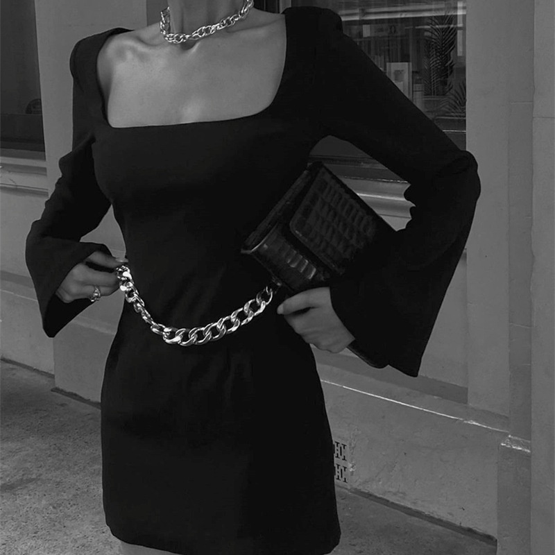 Đầm tay dài cổ vuông hở lưng phối dây xích thời trang quyến rũ cho nữ | BigBuy360 - bigbuy360.vn