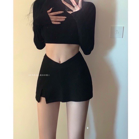 Chân Váy Cony xẻ đùi co giãn tốt có quần lót trong tôn dáng