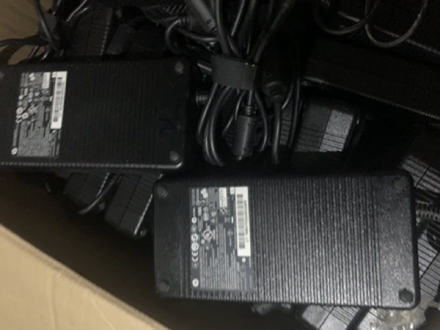 Sạc Hp 19V 230w đầu kim lớn hàng nguyên zin theo laptop giá rất tốt