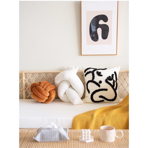 Gối trang trí phòng khách và sofa phong cách hiện đại